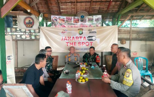 Jakarta On The Spot, Polsek Bantargebang Ngopi Bareng Warga Padurenan
