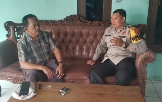 Bhabinkamtibmas Mustikasari Kunjungi Ketua RT Imbau Cegah Narkoba