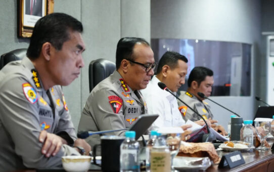 Tindak Lanjuti Arahan Presiden, Wakapolri dan Wamen Kehutanan Konsolidasikan Langkah Nasional Hadapi El Nino dan Karhutla
