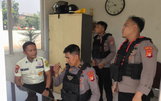 Tim Patroli Perintis Presisi 1 Dialogis PN Bekasi Imbau Jaga Kamtibmas