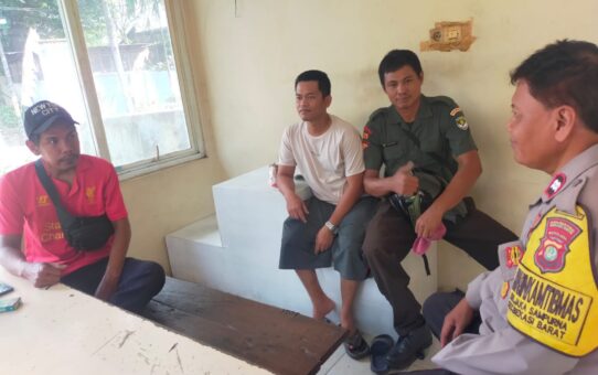 Bhabinkamtibmas Jakasampurna Sambang Pos Keamanan Imbau Antisipasi C3