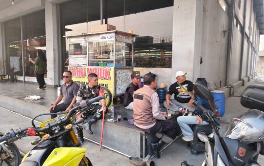 Bhabinkamtibmas Jatibening Baru Gelar Jakarta On The Spot, Ajak Warga Aktifkan Poskamling