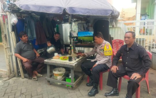 Bhabinkamtibmas Jakasampurna Sambang Pos Satpam, Bahas Antisipasi C3