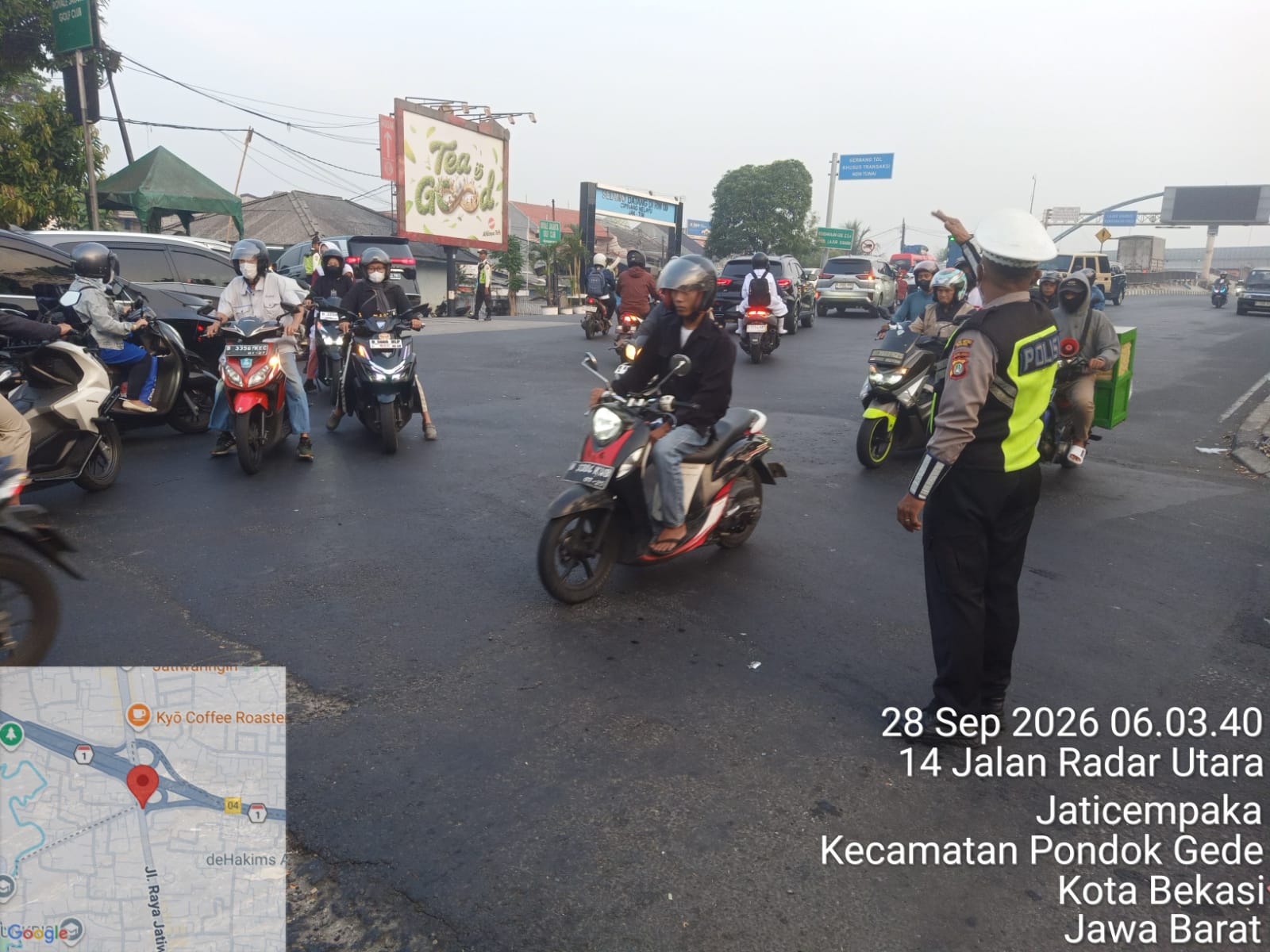 Antisipasi Kemacetan Jam Sibuk, Unit Lantas Polsek Pondok Gede Siagakan Personel di Jalur Protokol