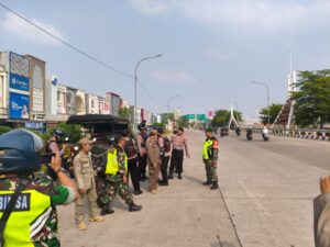 Polres Metro Bekasi Kota Gelar Penyekatan Wilayah Perbatasan di Kawasan Hasibuan dan Summarecon