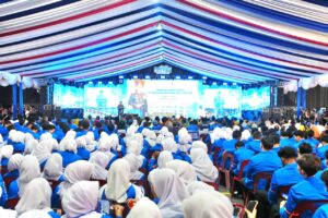 Kapolri Ajak Mahasiswa Jadi Agen Perubahan dan Perekat Persatuan