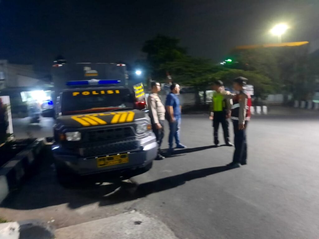 Jaga Jakarta On The Spot, Polsek Bekasi Selatan Gelar Patroli Cipta Kondisi dan Razia Stasioner Antisipasi Kejahatan Jalanan