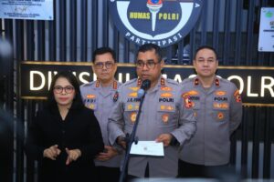 Kapolri Pimpin Korprapot, 50 Pati dan 4 PNS Polri Naik Pangkat