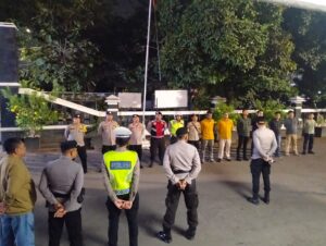 Jaga Jakarta On The Spot, Berikan Rasa Aman Masyarakat Kapolsek Bekasi Barat Pimpin Razia Stasioner dan Patroli