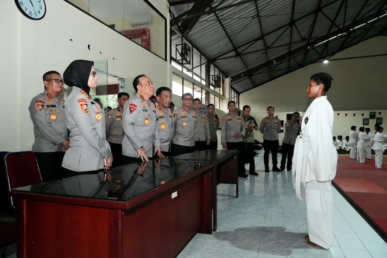 Wakapolri Dorong Sepolwan Naik Level: Cara Belajar Berubah, Polwan Disiapkan Hadapi Tantangan Modern