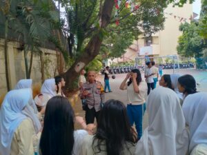Polsek Pondok Gede Gelar Apel dan Gladi Simulasi Penyekatan di Perbatasan Bekasi-Jakarta Timur