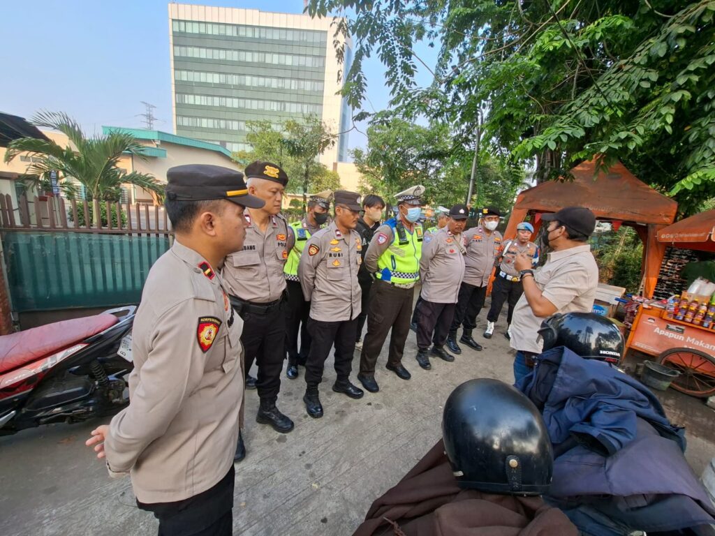 Polres Metro Bekasi Kota Gelar Simulasi Penyekatan di Perbatasan Bekasi-Jakarta