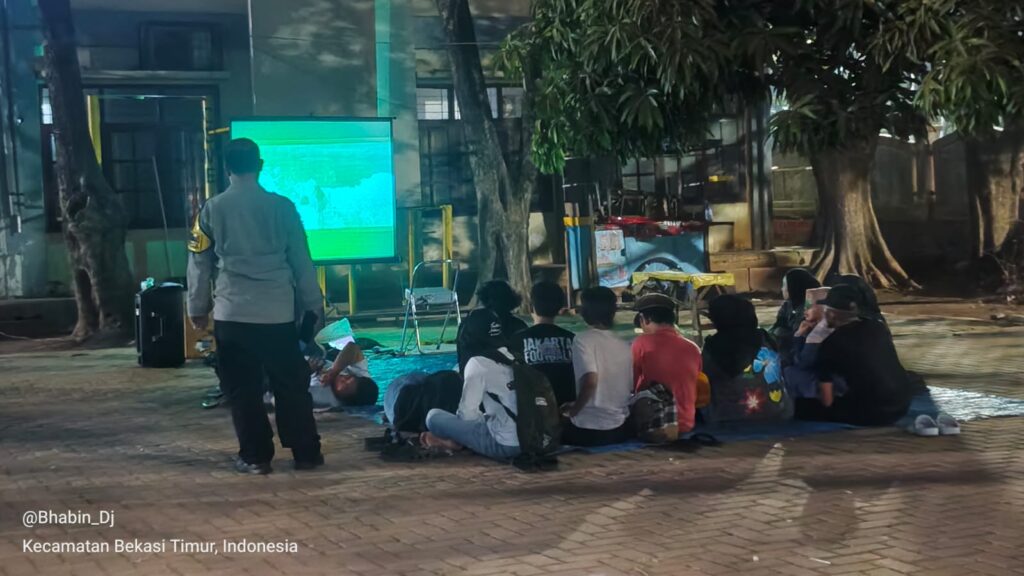 Ruang Edukasi dan Kehangatan Diskusi, Polsek Rawalumbu Dampingi Suara Kesetaraan Perempuan PMII