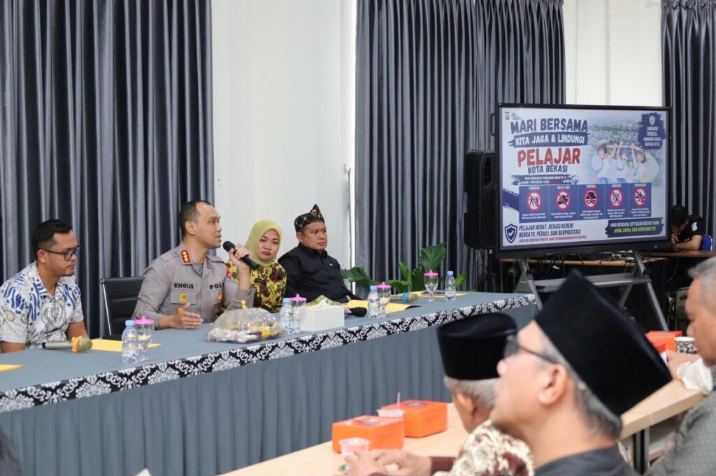Polres Metro Bekasi Kota Bersama 98 Kepala SMA Perkuat Jaga Pelajar