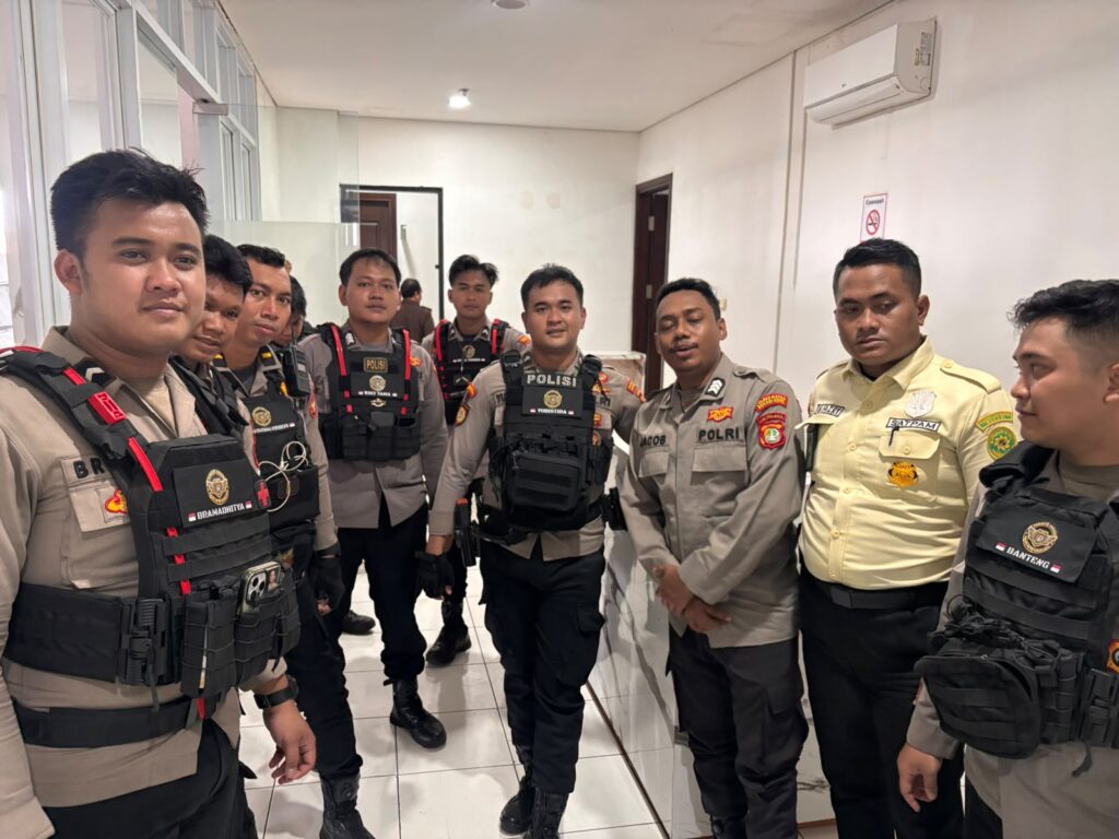 Tim Patroli Perintis Presisi Disiagakan di Area Pengadilan Negeri Kota Bekasi