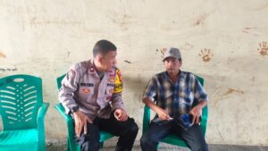 Sambang Tokoh Masyarakat, Polsek Pondok Gede Ajak Warga Aktifkan Siskamling di Jatibening Baru