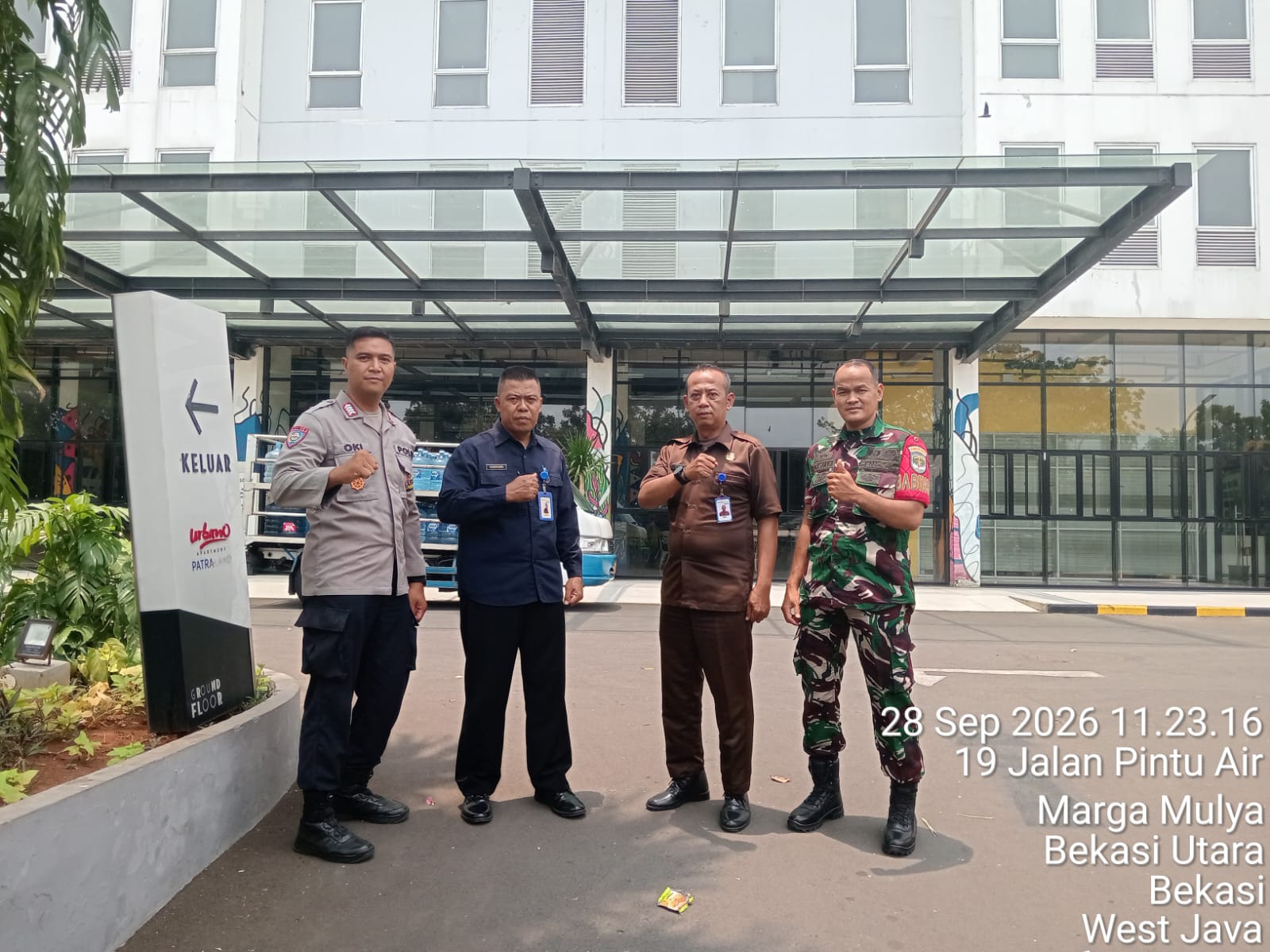 Sinergi TNI-Polri Monitor Kewilayahan dan Harkamtibmas di Apartemen Urbano Bekasi Utara