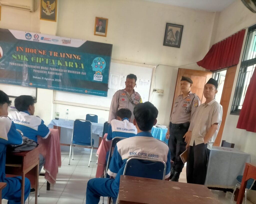 Cegah Tawuran dan Unras, Polsek Medansatria Edukasi Pelajar SMK Cipta Karya