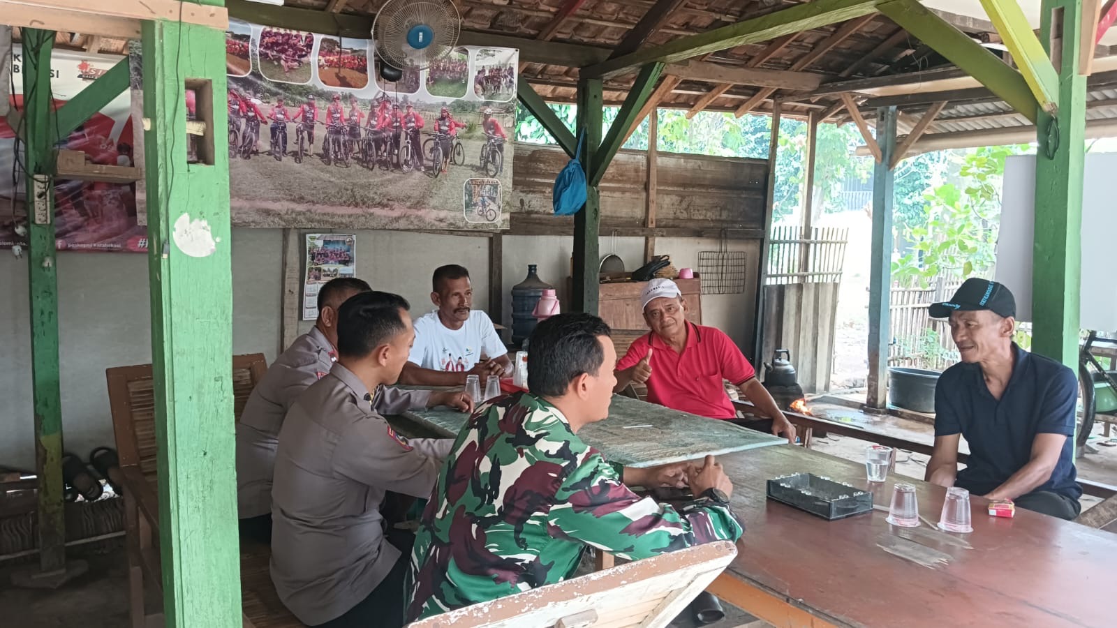 Jaga Jakarta On The Spot, Polsek Bantargebang Serap Aspirasi Warga di Padurenan.