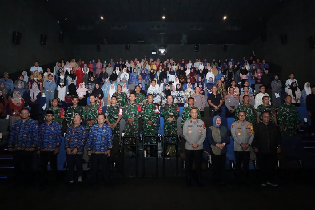 Lewat Film “Jangan Buang Ibu”, Kapolres Metro Bekasi Kota Ajak Keluarga Perkuat Karakter Pelajar