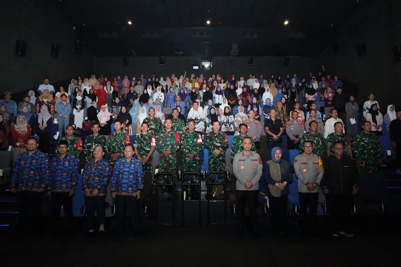 Lewat Film “Jangan Buang Ibu”, Kapolres Metro Bekasi Kota Ajak Keluarga Perkuat Karakter Pelajar
