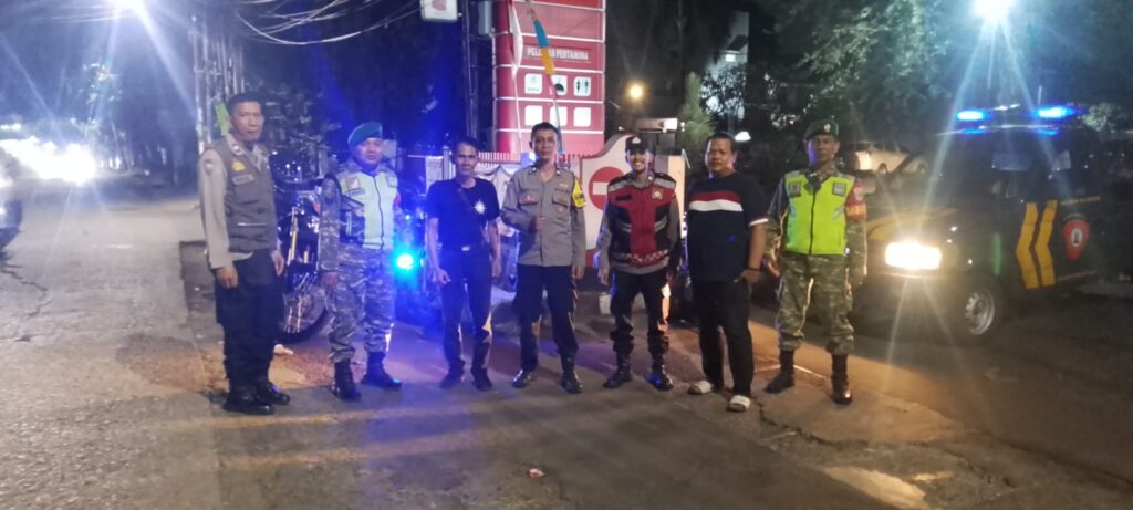 Jaga Jakarta On The Spot : Jaga Kondusifitas, Polsek Pondok Gede Lakukan Patroli 3 Pilar Skala Sedang